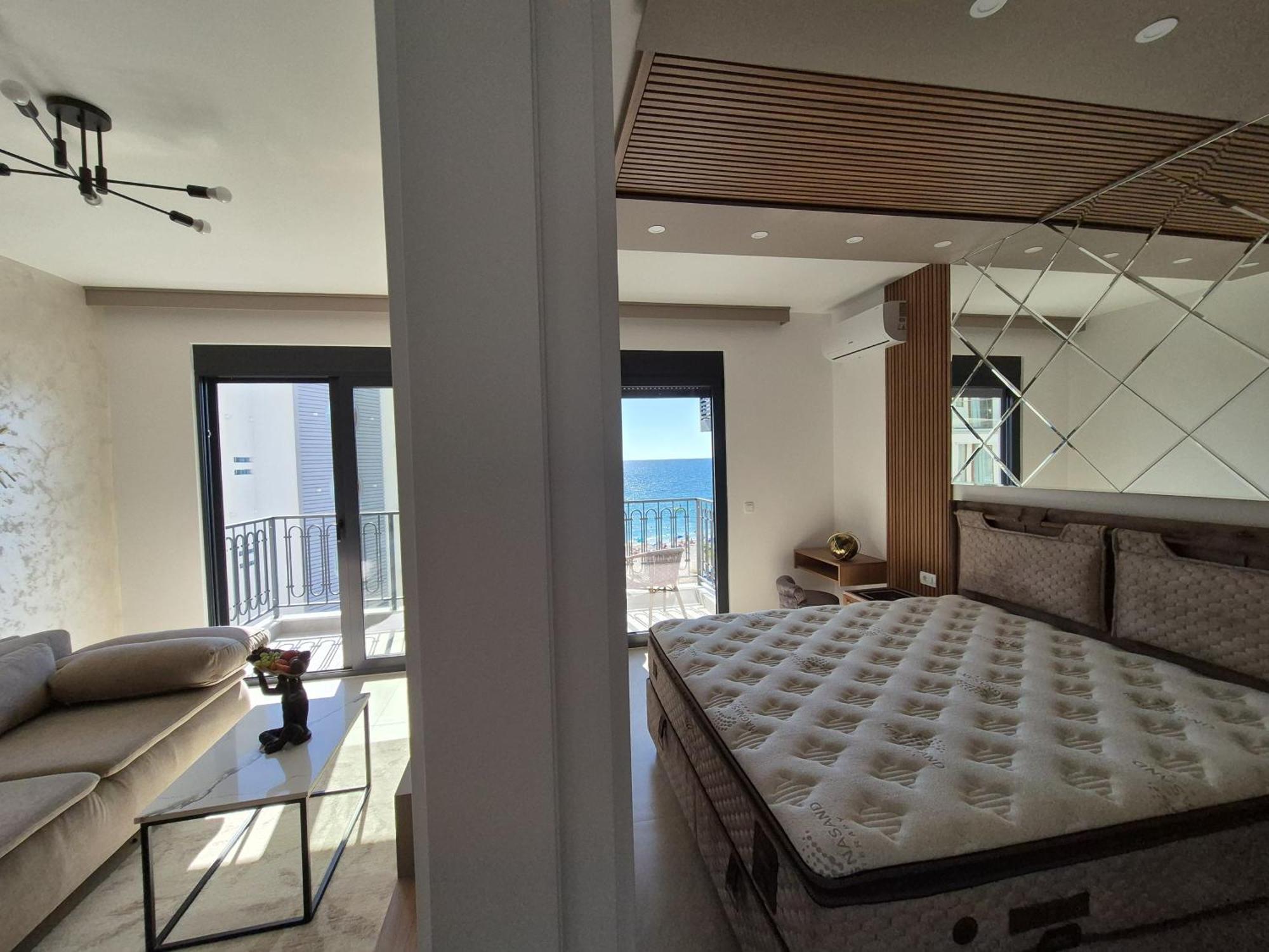 Vienna Luxury Apartments Dobra Voda Bagian luar foto