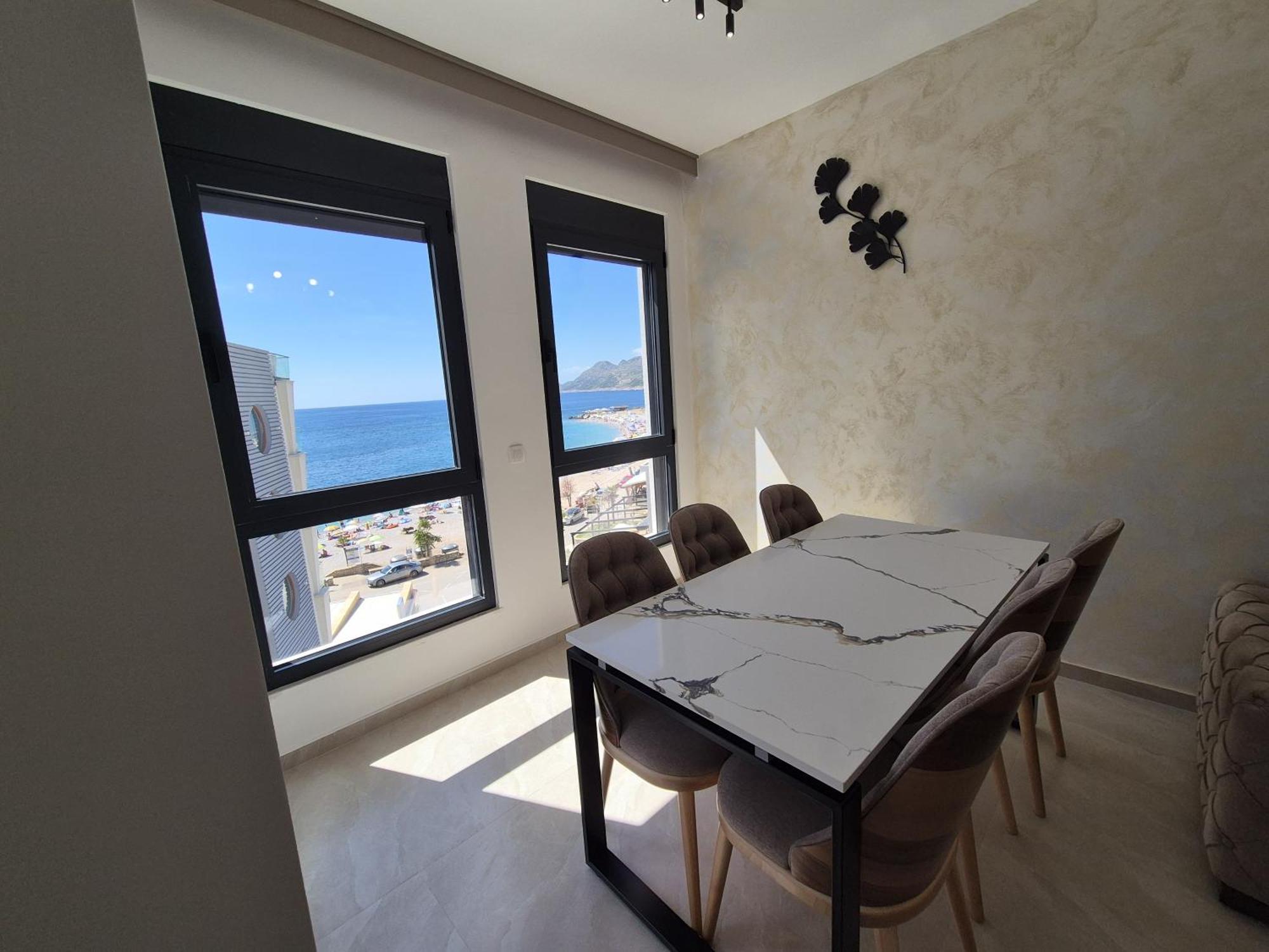Vienna Luxury Apartments Dobra Voda Bagian luar foto