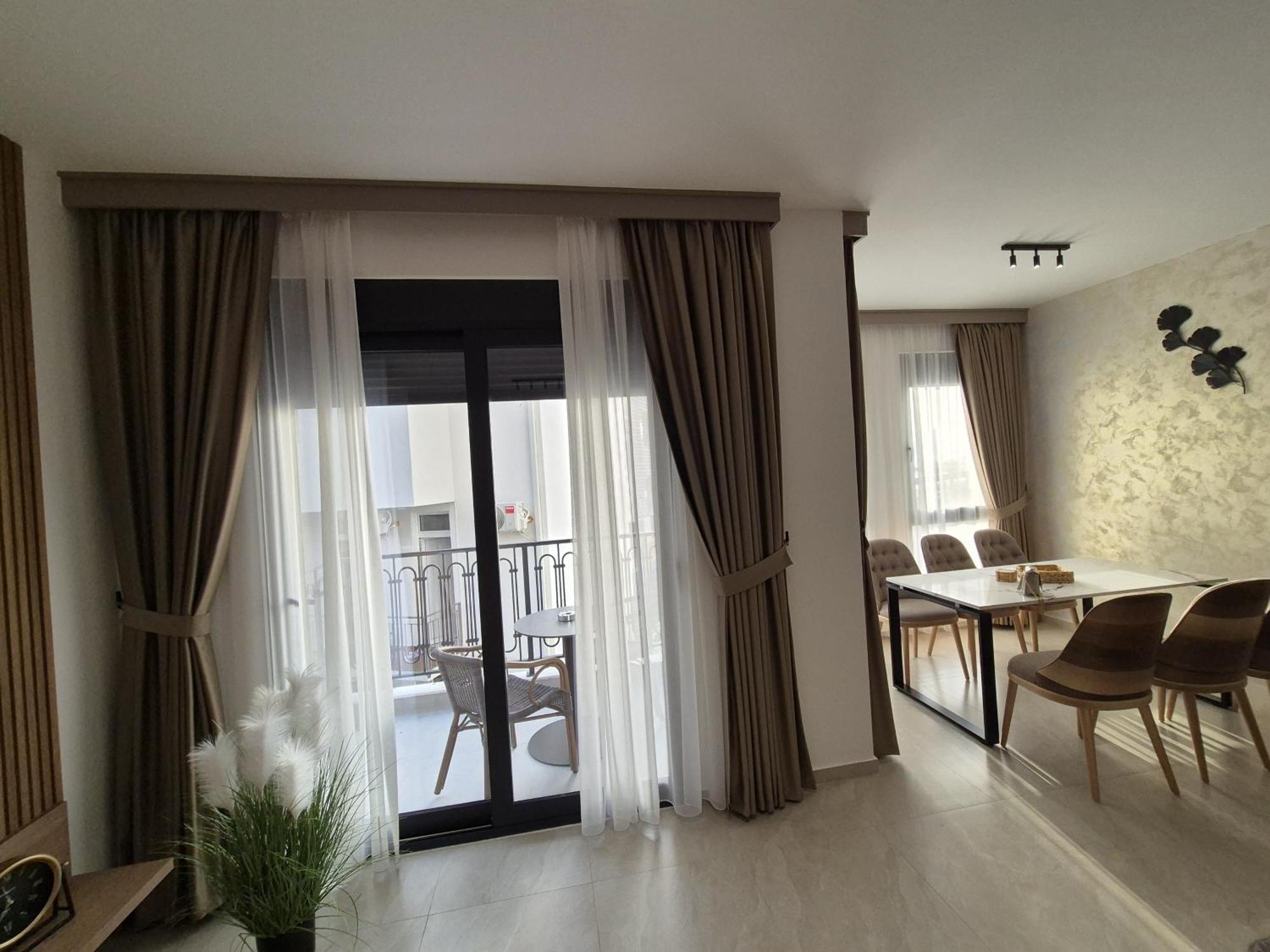 Vienna Luxury Apartments Dobra Voda Bagian luar foto