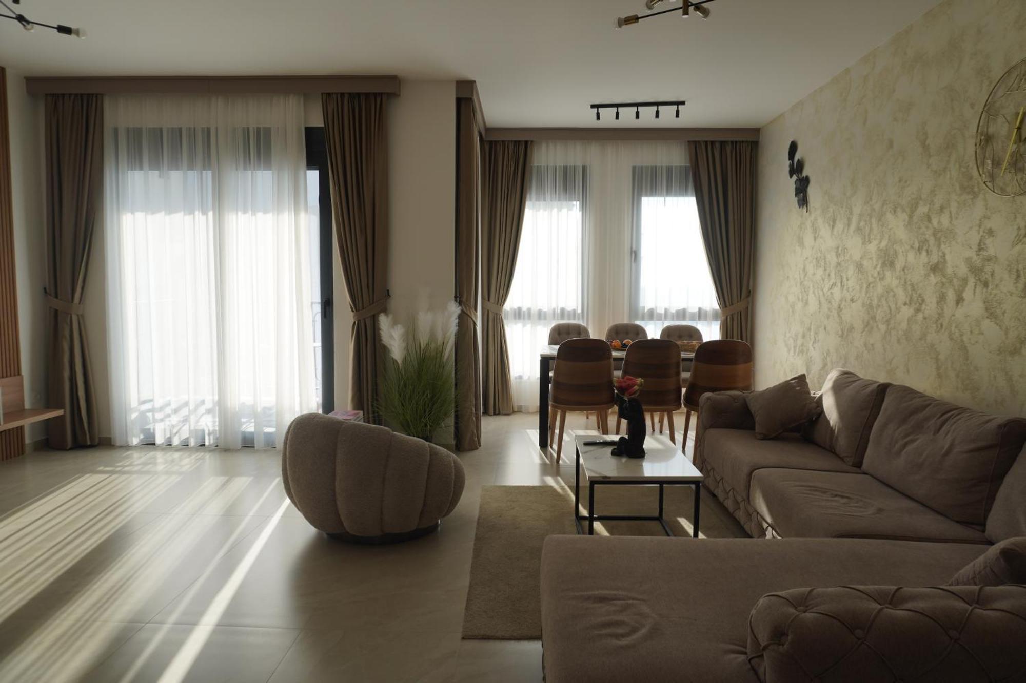 Vienna Luxury Apartments Dobra Voda Bagian luar foto