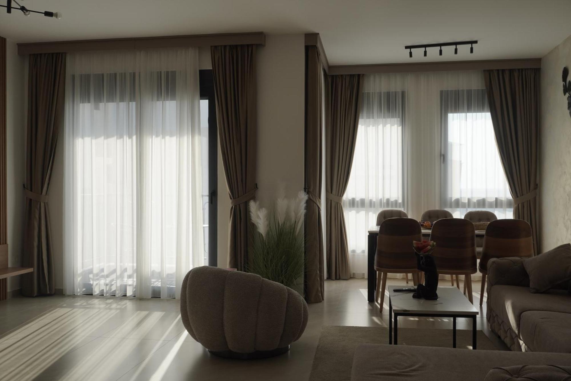 Vienna Luxury Apartments Dobra Voda Bagian luar foto