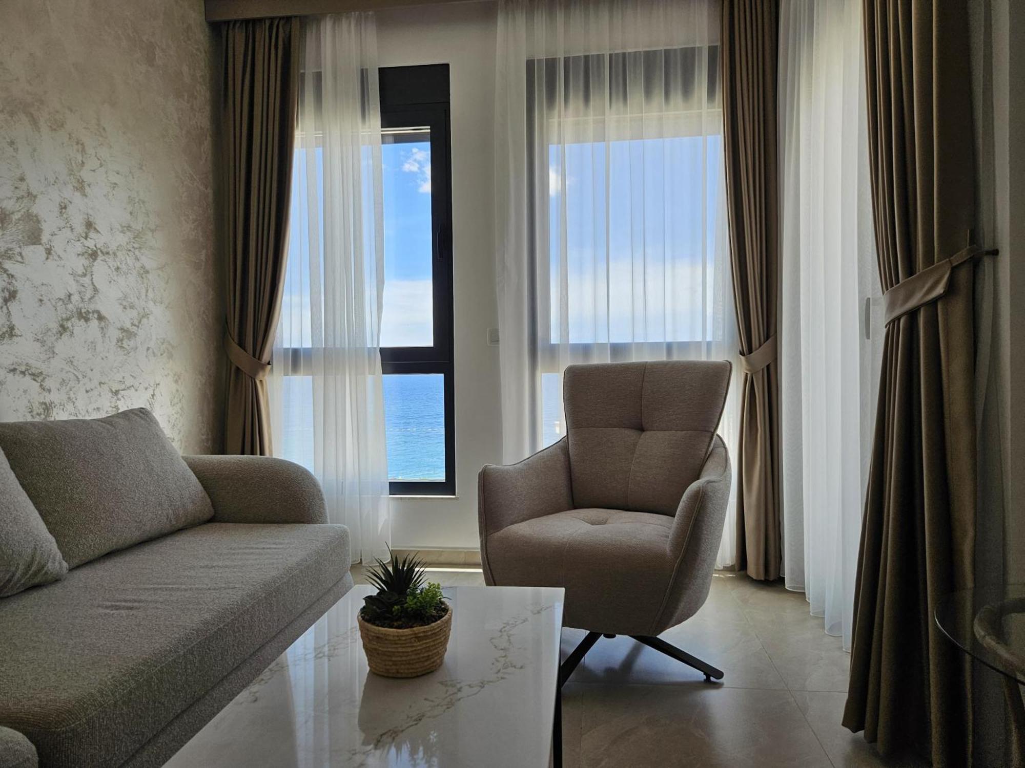 Vienna Luxury Apartments Dobra Voda Bagian luar foto